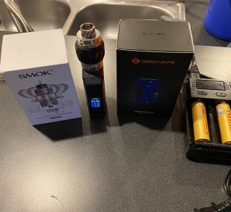 Geek Vape Legend 200 w/ many accessories