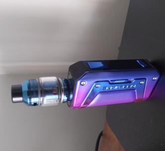 Geek Vape L200 w/ Zeus tank