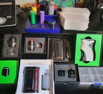 Vape LOT Bundle